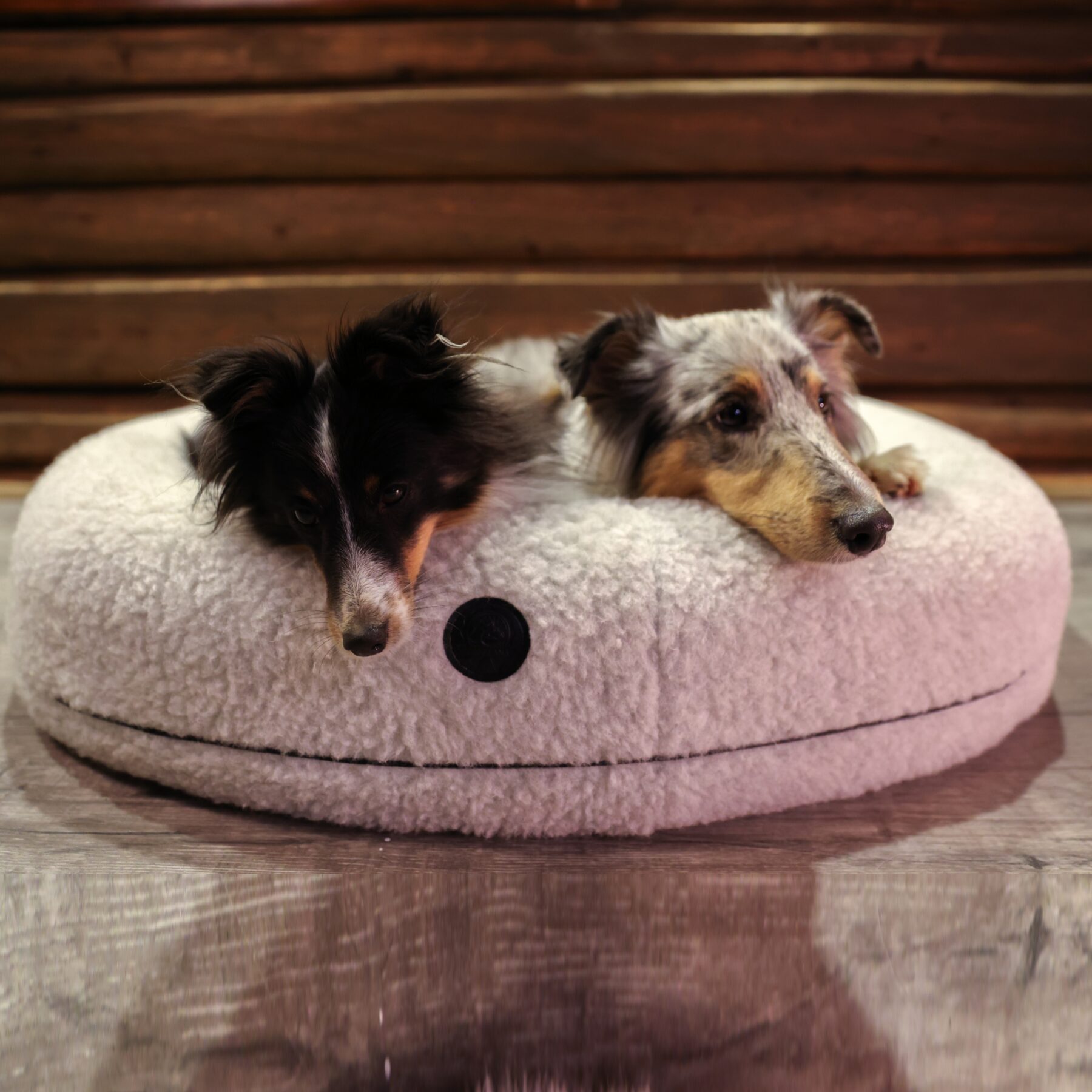 Canelana rund hundeseng i 100% ull